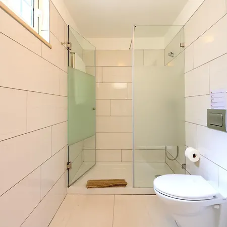 Heated Pool 6 Bedroom Private In Center Of Olhos De Agua ヴィラ