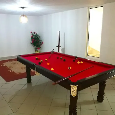 Villa 6 Bedroom Brady Private With Pool And Garden Albufeira