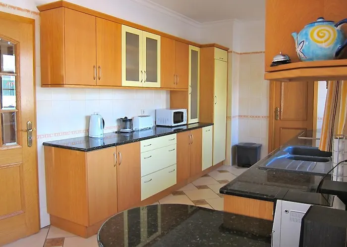 Heated Pool 6 Bedroom Private Villa In Center Of Olhos De Agua アルブフェイラ