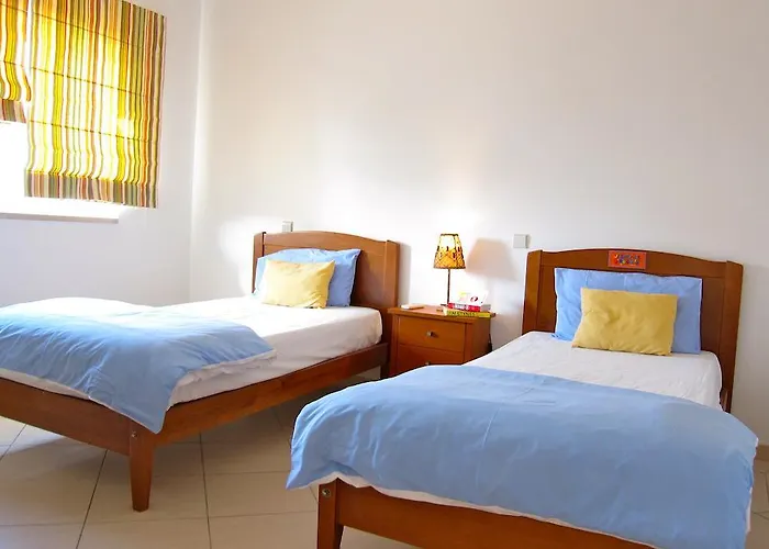 ヴィラ Heated Pool 6 Bedroom Private Villa In Center Of Olhos De Agua アルブフェイラ