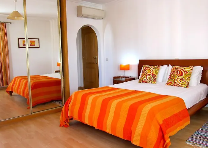 ヴィラ Heated Pool 6 Bedroom Private Villa In Center Of Olhos De Agua *