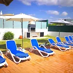 Heated Pool 6 Bedroom Private In Center Of Olhos De Agua *