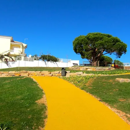 Heated Pool 6 Bedroom Private Villa In Center Of Olhos De Agua