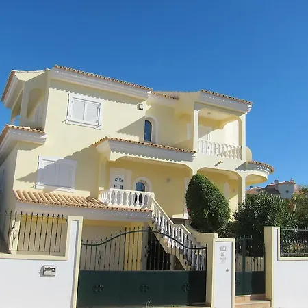 Heated Pool 6 Bedroom Private In Center Of Olhos De água