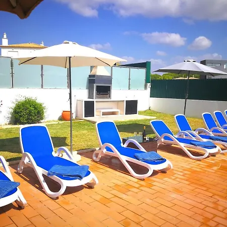 Heated Pool 6 Bedroom Private In Center Of Olhos De Agua *