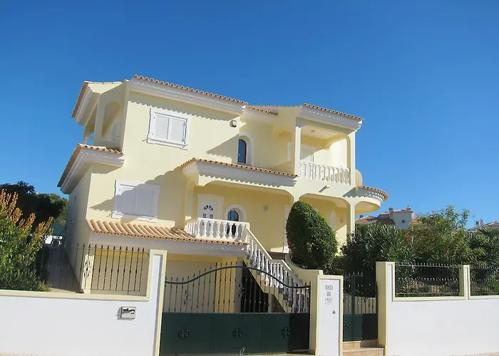 Heated Pool 6 Bedroom Private Villa In Center Of Olhos De Agua