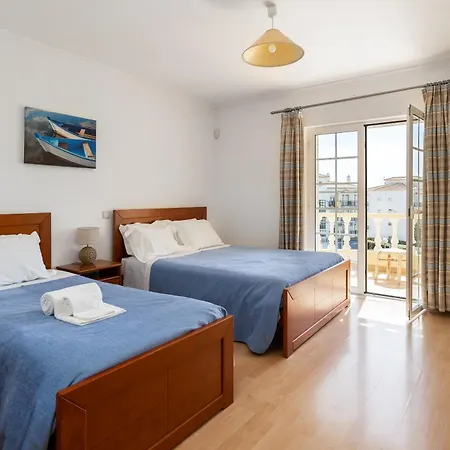 Heated Pool 6 Bedroom Private In Center Of Olhos De água * Albufeira